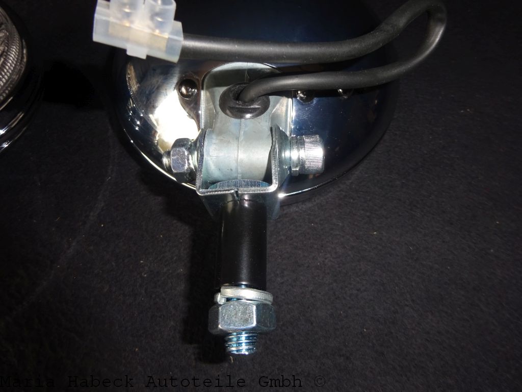 Hella 118 High Beam Headlight Set 2 911 / 912 / 914 90163112101