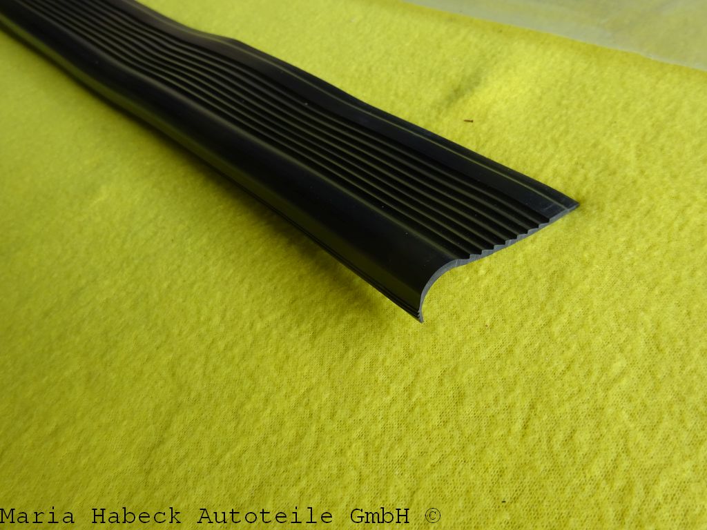 HT door sill strip rubber PVC right Porsche 911/59/64/93      91155162000