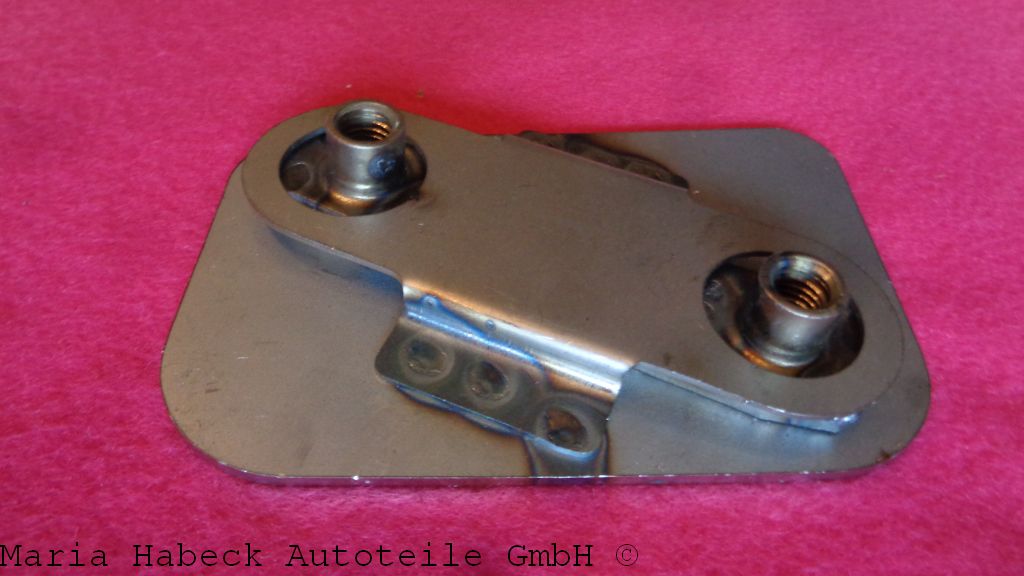 Door lock mounting plate right  591048-8