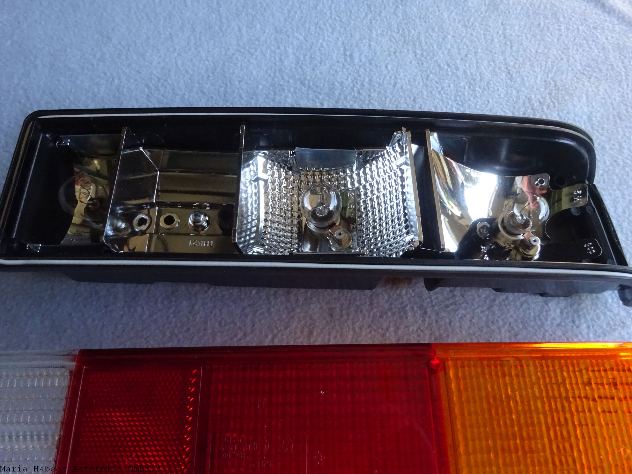 TMP Rückleuchte komplett links mit EU Streuscheibe für Porsche 914 91463140413 TMP Rückleuchte komplett links mit EU Streuscheibe für Porsche 914 91463140413