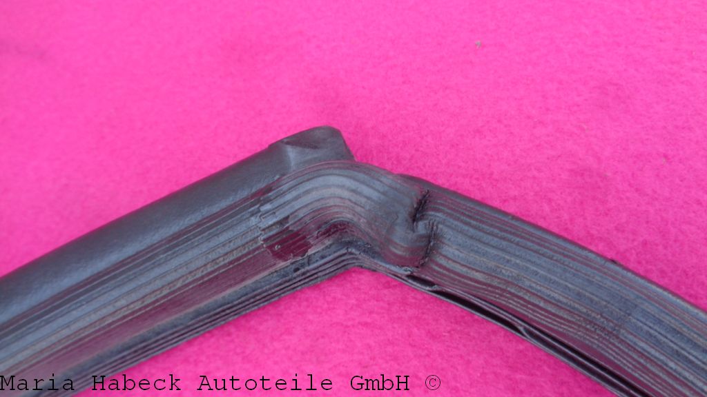 Door seal right for Porsche 928 Door seal right for Porsche 928