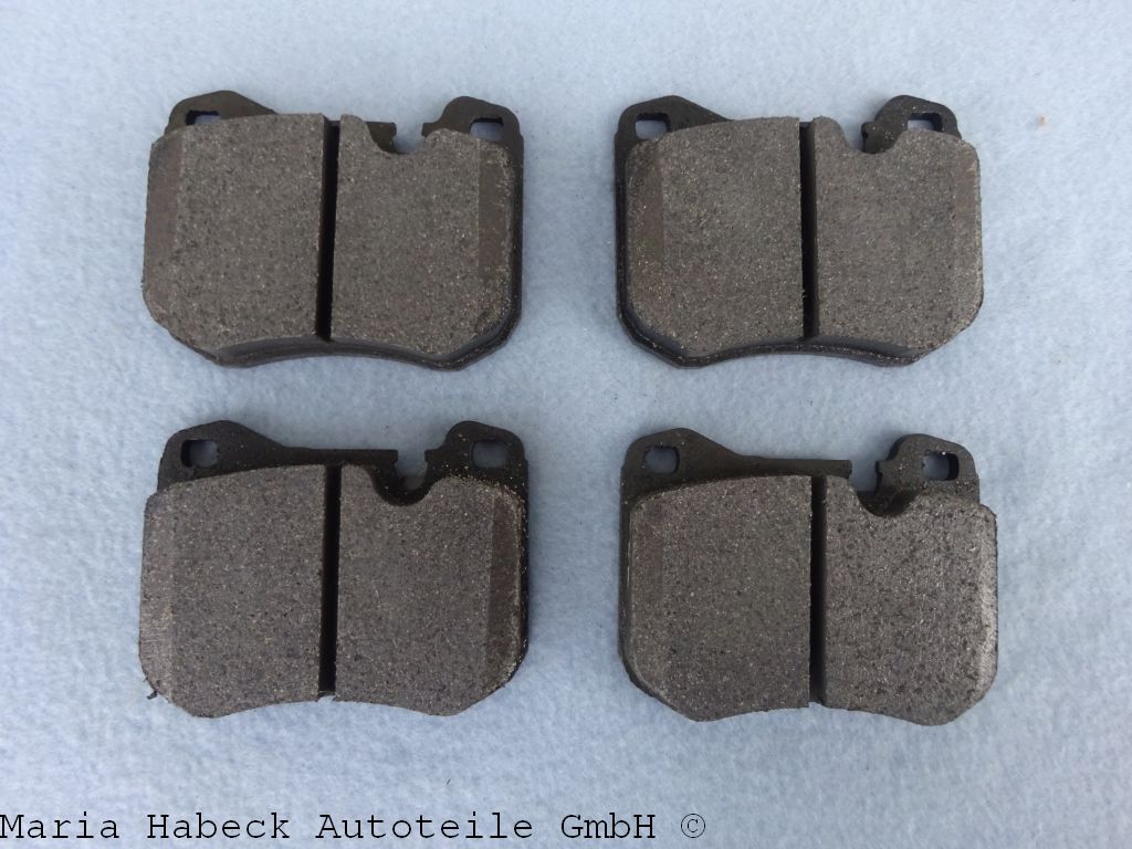 Textar brake pad Porsche 944 VA 2048102 94435195102