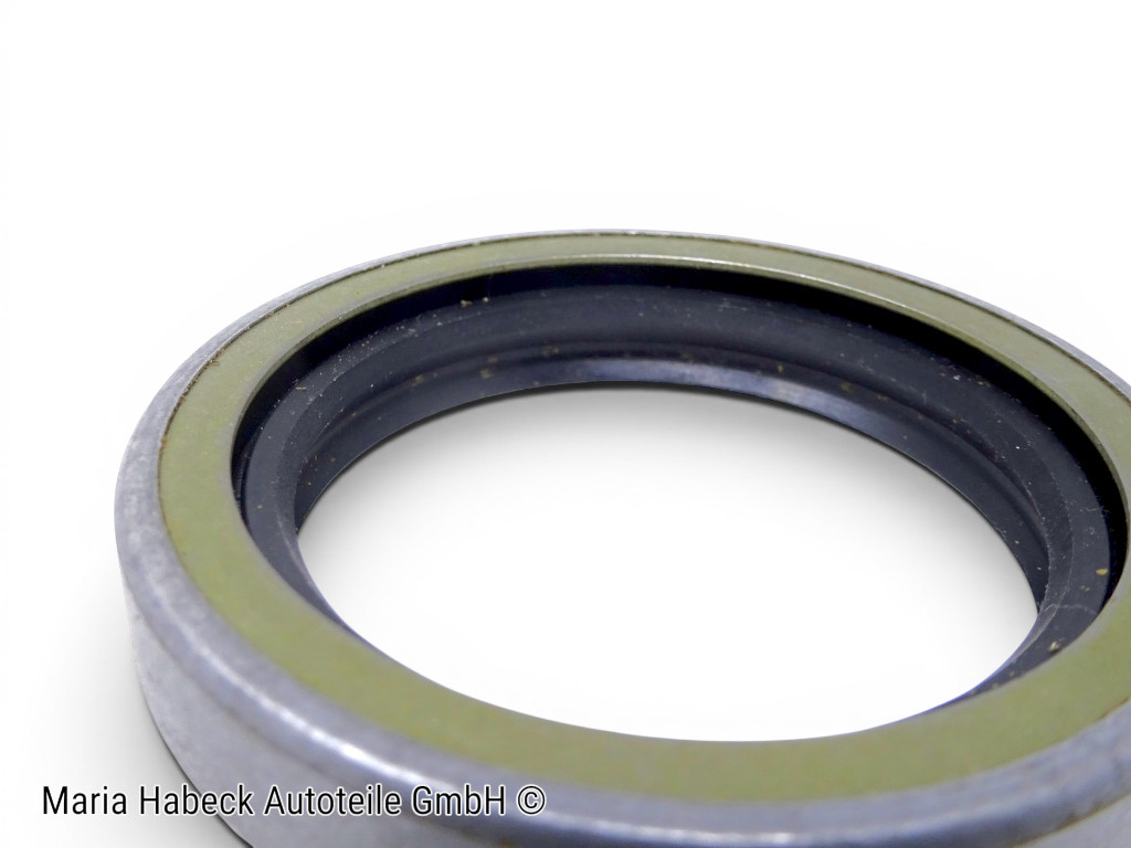 Reinz Front Wheel Bearing Oil Seal for Porsche 356, 911, 924    99911307750