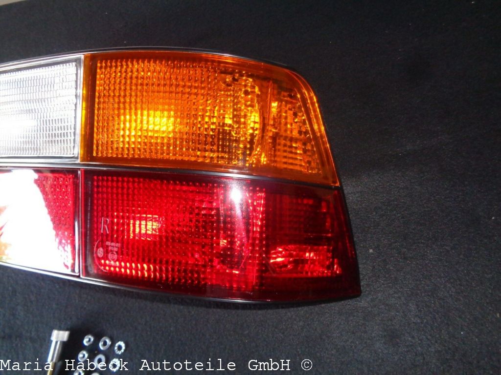 TMP rear light housing with lens 924/944 right