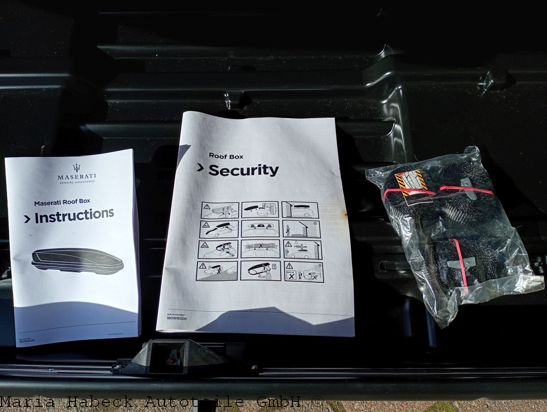 Original Maserati Levante Dachgepäckbox 410 Liter abschliessbar  9400000748