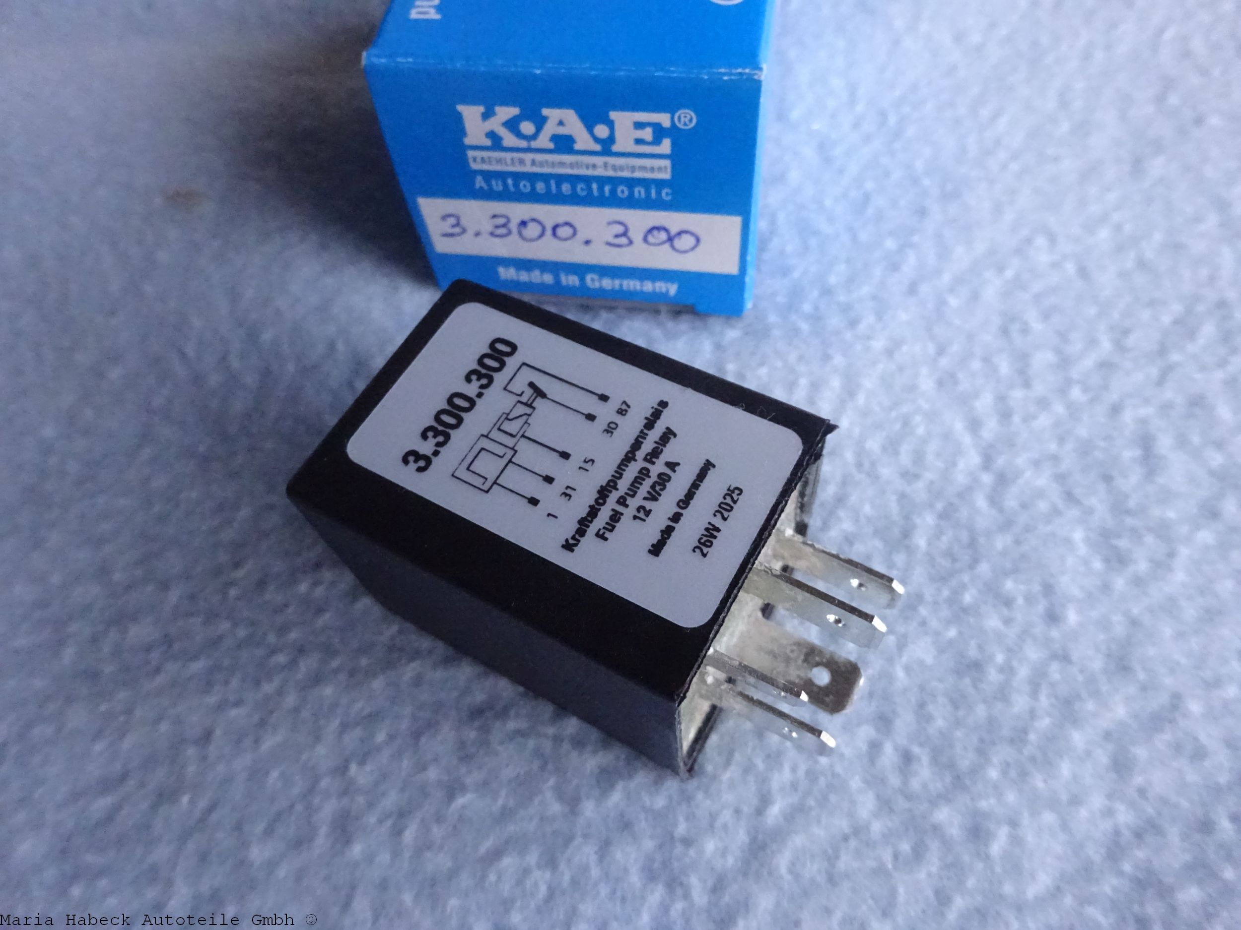 KAE  Benzinpumpenrelais  für Porsche 924 Bj. 79-85   3.300.300   477906059