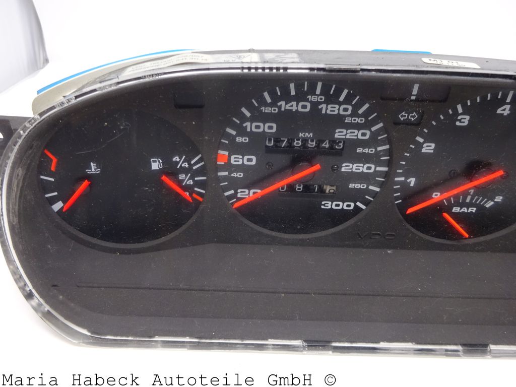 Porsche 944 Turbo Instrumenteneinheit 95164131114  gebraucht
