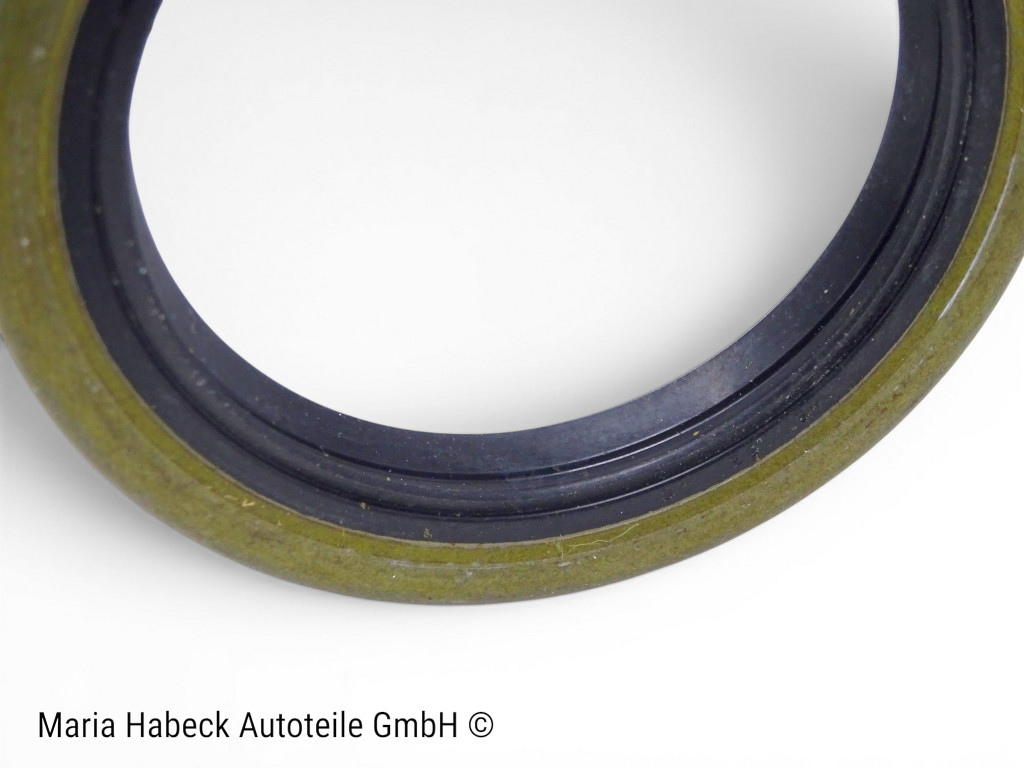 Reinz Front Wheel Bearing Oil Seal for Porsche 356, 911, 924    99911307750