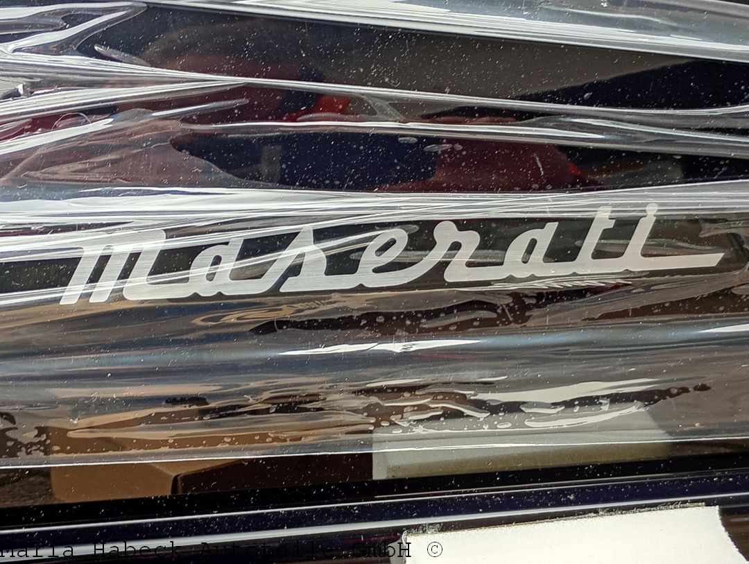 Original Maserati Levante Dachgepäckbox 410 Liter abschliessbar  9400000748