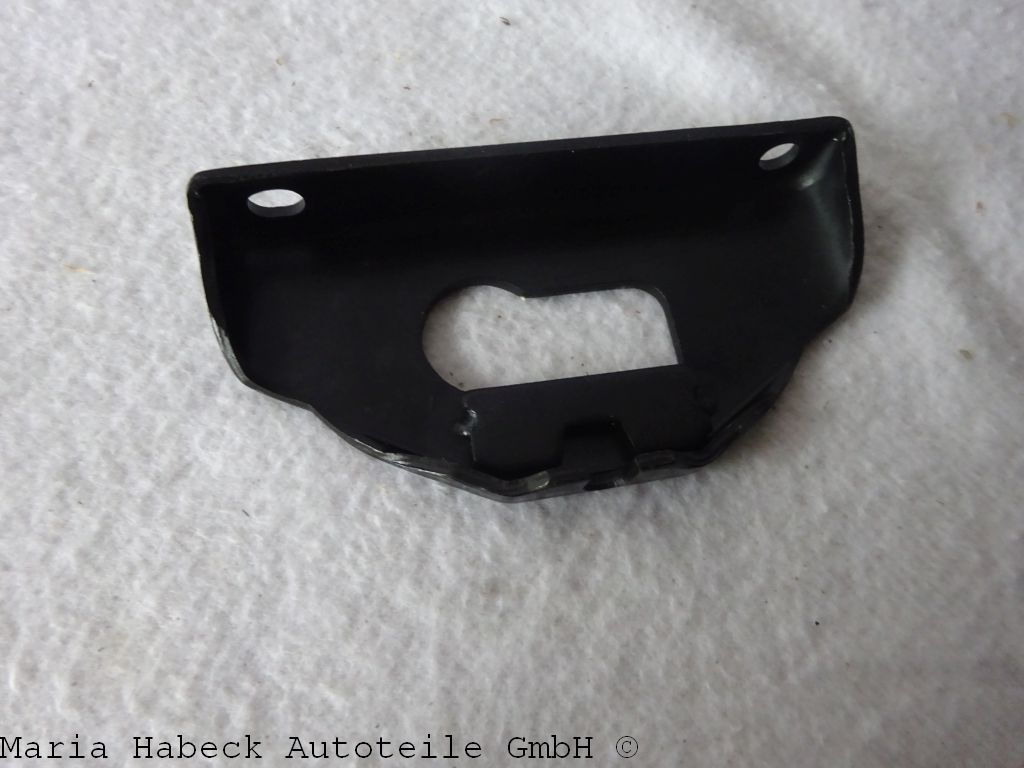 HT Reverse Lock Out Plate   911/912  901 424 017 00