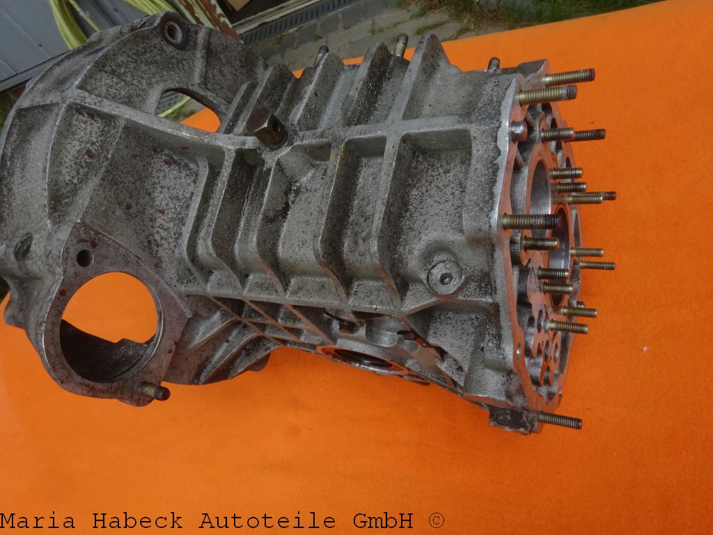 OE Getriebegehäuse für Porsche 930 Turbo Getriebe Bj. 77-83 93030190102 gebr. OE Getriebegehäuse für Porsche 930 Turbo Getriebe Bj. 77-83 93030190102 gebr.