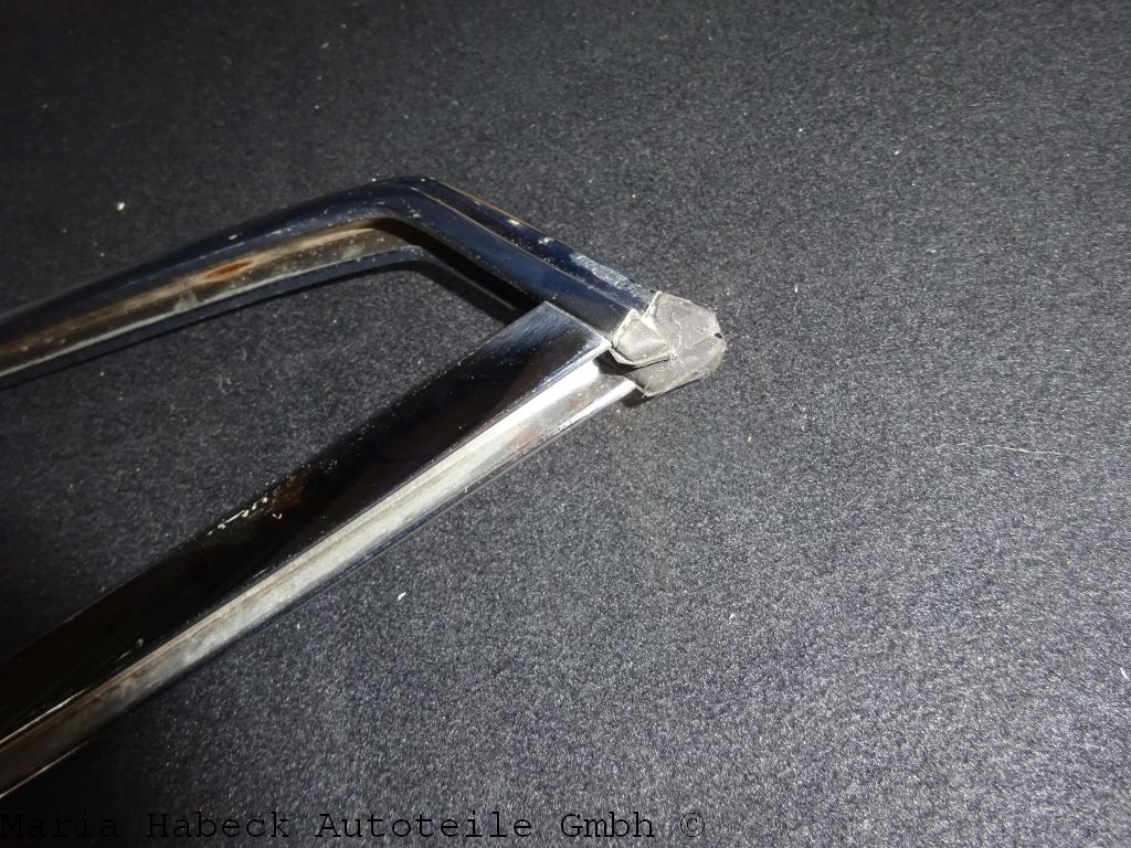 OE  Window frame chrome right  for Porsche 911 Targa year 74-76  90154202241 OE  Window frame chrome right  for Porsche 911 Targa year 74-76  90154202241