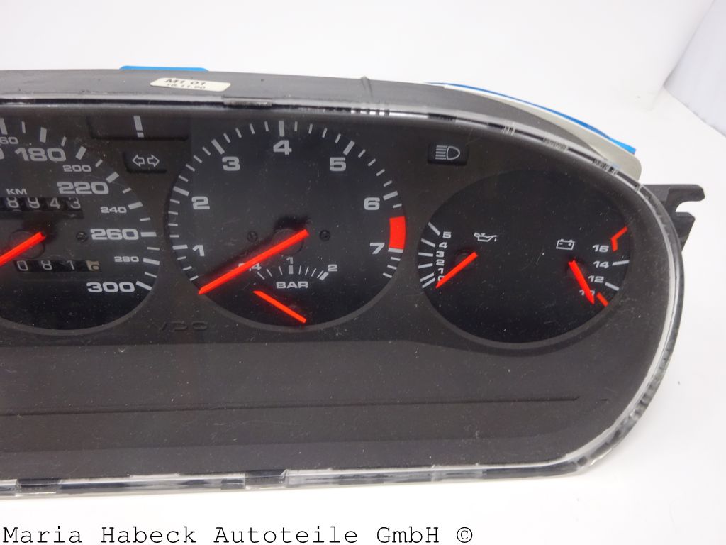 Porsche 944 Turbo Instrumenteneinheit 95164131114  gebraucht