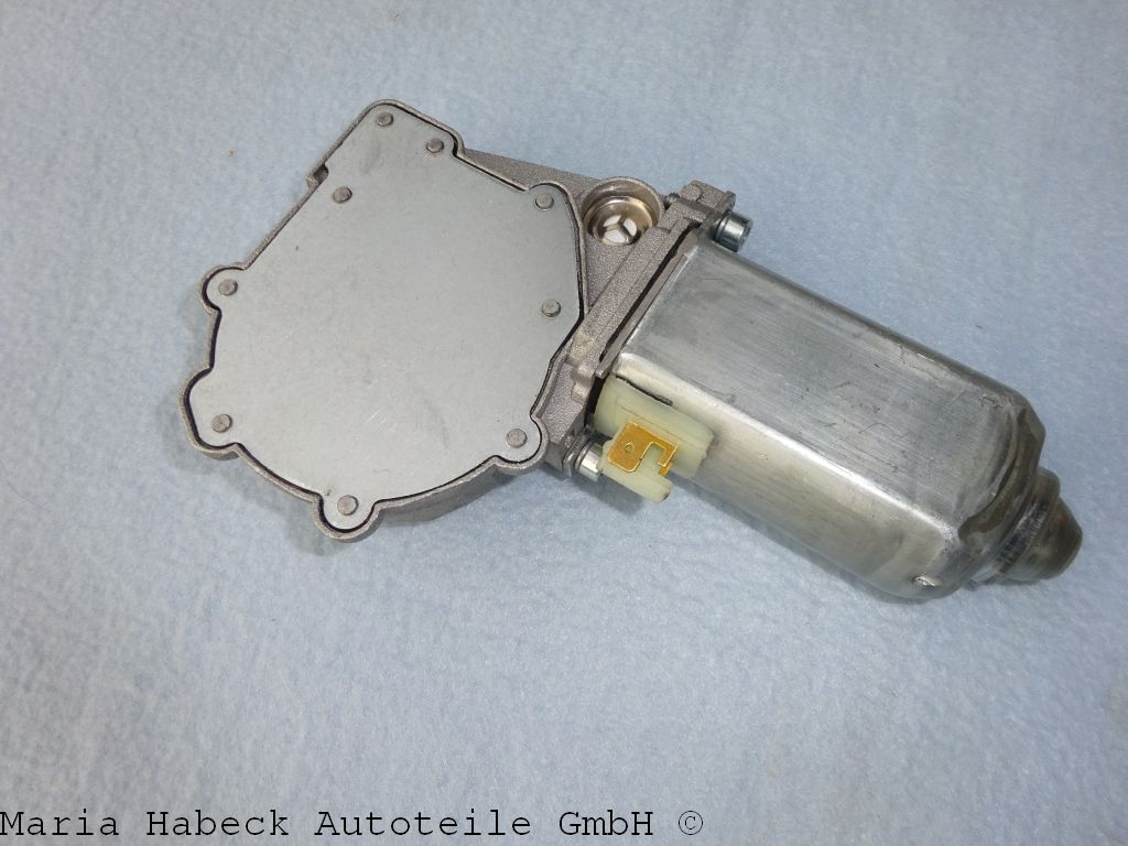 Window regulator motor right "8 teeth" year 71-86   911 624 014 01
