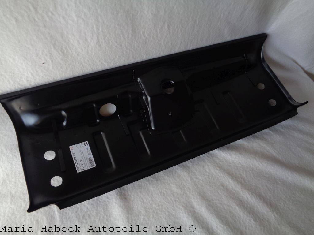 JP Cross panel with retaining strip 68-73 591025