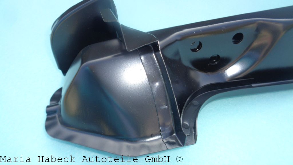 Door hinge pillar left 83-89 591135 Door hinge pillar left 83-89 591135