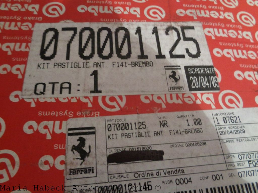 Brembo Bremsbelagsatz VA komplett 70001125 passend für Ferrari 599 GTB