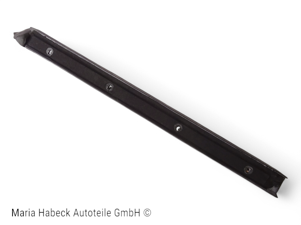 TMP Cabrio-Dachdichtung seitlich rechts  für Porsche 911 Bj. 83-85  91156120600 TMP Cabrio-Dachdichtung seitlich rechts  für Porsche 911 Bj. 83-85  91156120600