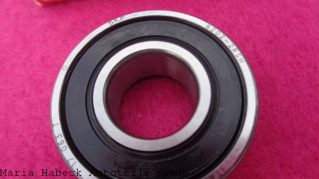 SKF Deep groove ball bearing 6202-2RSH