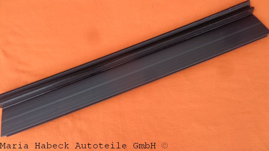 Flexible rear wall for rear spoiler 964, 993  993 512 121 00