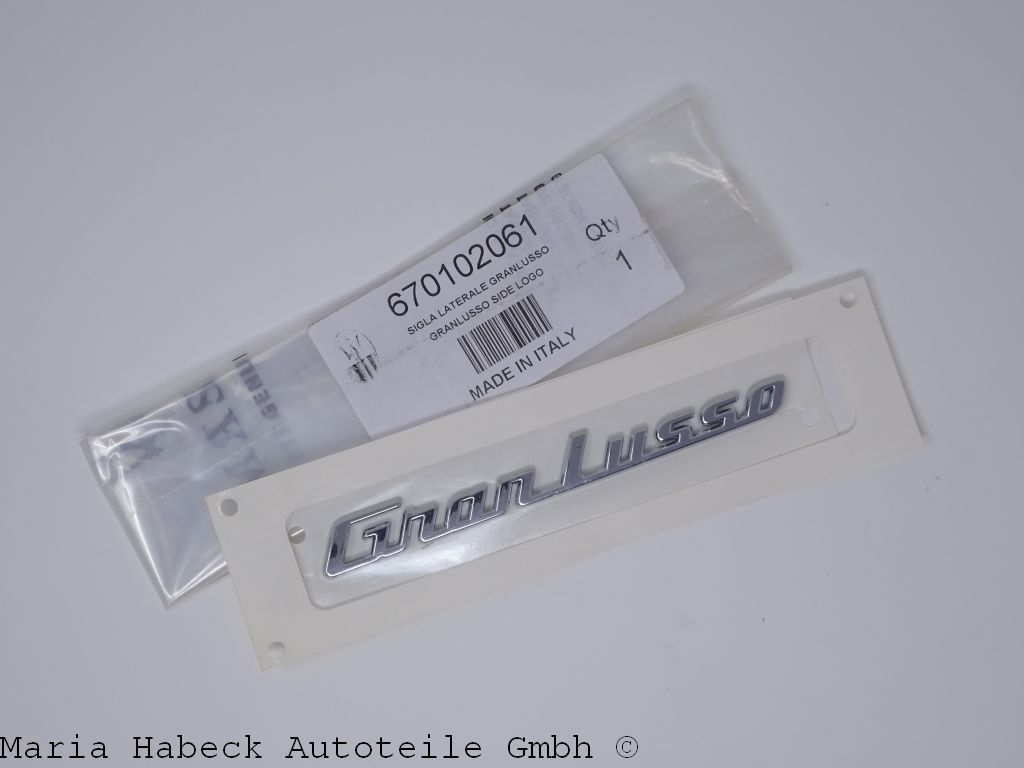 Maserati Schriftzug Kotflügel  " Granlusso "    670102061