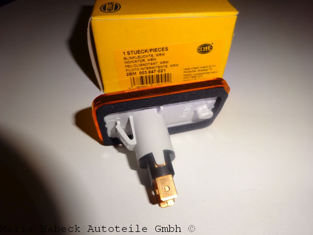 Hella side blinker light orange compl.  Porsche 911 / 924 / 944 / 964  4A0949101