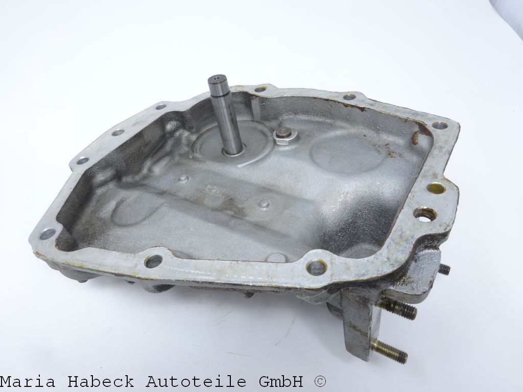 Gearbox cover  for Porsche 930 Turbo gearbox year 75-88  93030190300 used