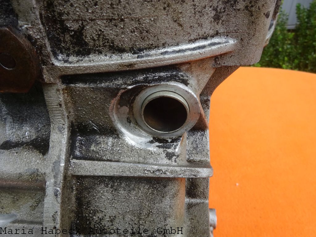 OE Getriebegehäuse für Porsche 930 Turbo Getriebe Bj. 77-83 93030190102 gebr. OE Getriebegehäuse für Porsche 930 Turbo Getriebe Bj. 77-83 93030190102 gebr.