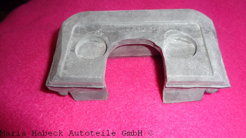 HT seal for tailgate lock 924/944 right 94451236601 HT seal for tailgate lock 924/944 right 94451236601