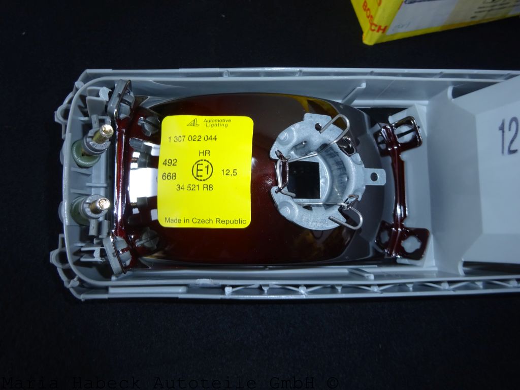 Bosch Fog Light Replacement Lens for Porsche 944 S2 and Turbo (Right)  951631222