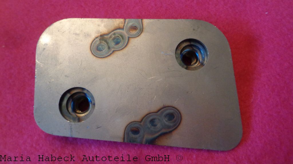 Door lock mounting plate right  591048-8