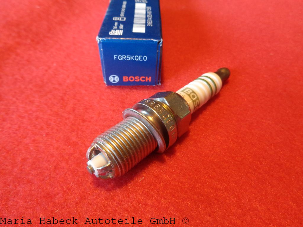 Bosch Zündkerze Porsche 996 997 987   FGR 5 KQE0    99917022390 Bosch Zündkerze Porsche 996 997 987   FGR 5 KQE0    99917022390