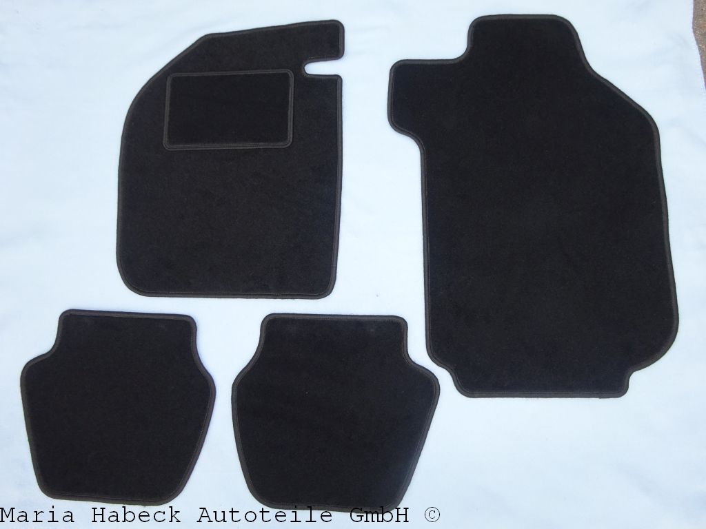 Fußmattensatz schw. Coupe 74-89   EQ880801 Fußmattensatz schw. Coupe 74-89   EQ880801