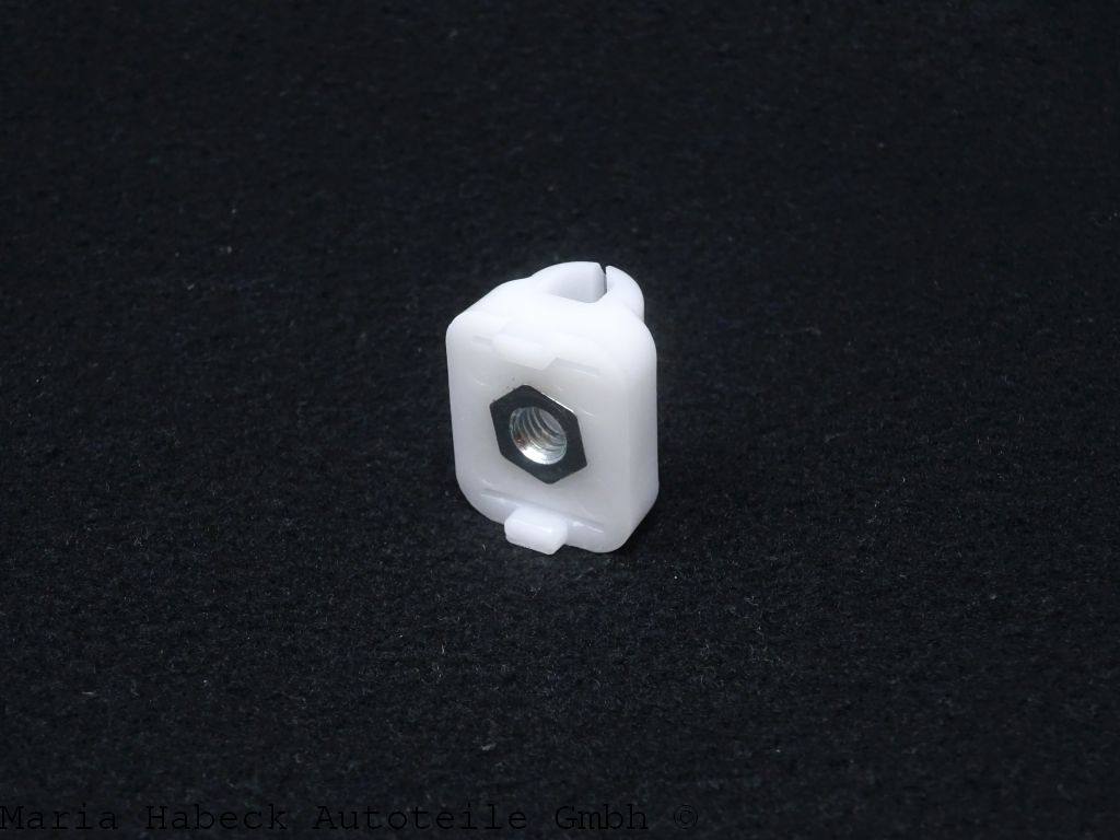 HT holder for Bowden cable door release Porsche 911 964 993 91153109700 HT holder for Bowden cable door release Porsche 911 964 993 91153109700