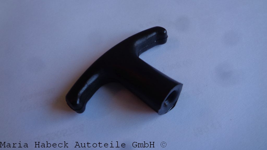 ÜRO bonnet pull release handle Porsche 911 90155281320 ÜRO bonnet pull release handle Porsche 911 90155281320