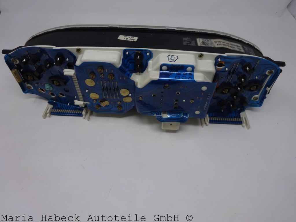 Porsche 944 Turbo Instrumenteneinheit 95164131114  gebraucht