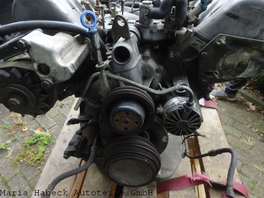 Motor 4.5 V8 für Mercedes R107 W107 C107 SL 450 SLC 117985 gebraucht Motor 4.5 V8 für Mercedes R107 W107 C107 SL 450 SLC 117985 gebraucht