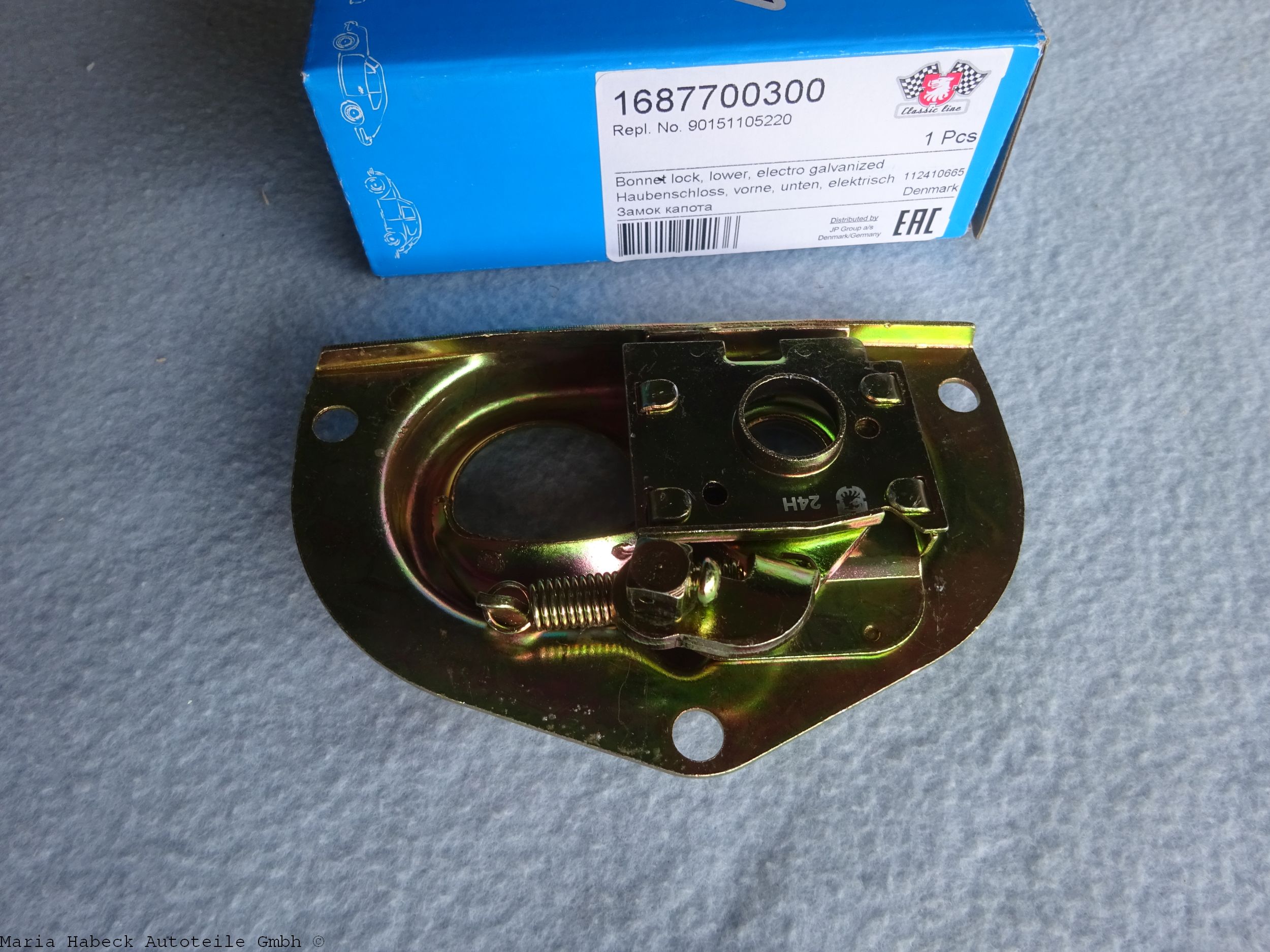 HT  hood lock lower part front white  for Porsche 911 year 65-73  90151105220 HT  hood lock lower part front white  for Porsche 911 year 65-73  90151105220