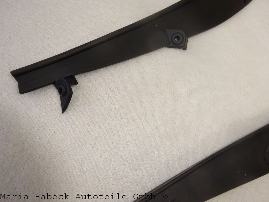 Euri gasket headlight right with rivets Porsche 996 / 986 99663117200 Euri gasket headlight right with rivets Porsche 996 / 986 99663117200