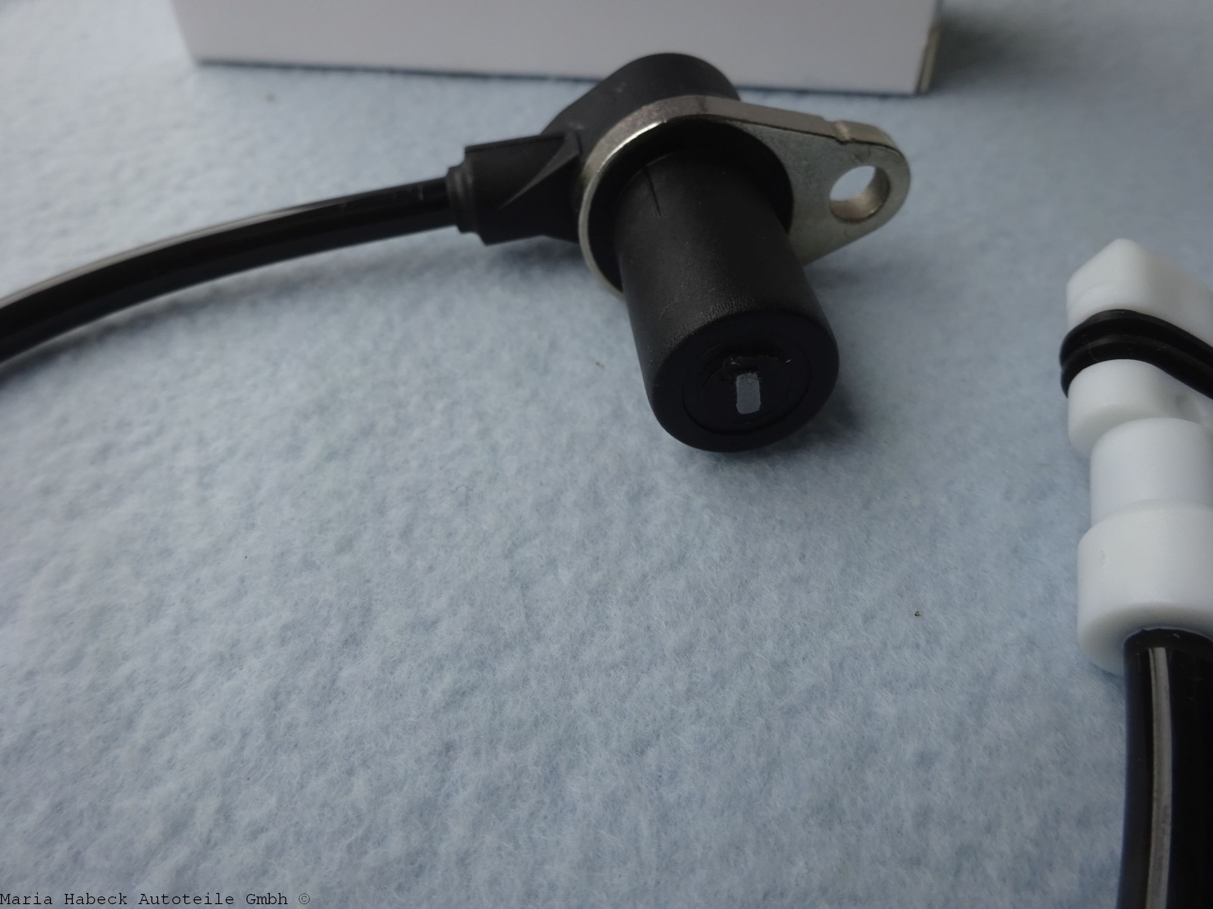 HT ABS Sensor Drehzahlfühler Hinterachse Porsche  944 968 965   94460640102