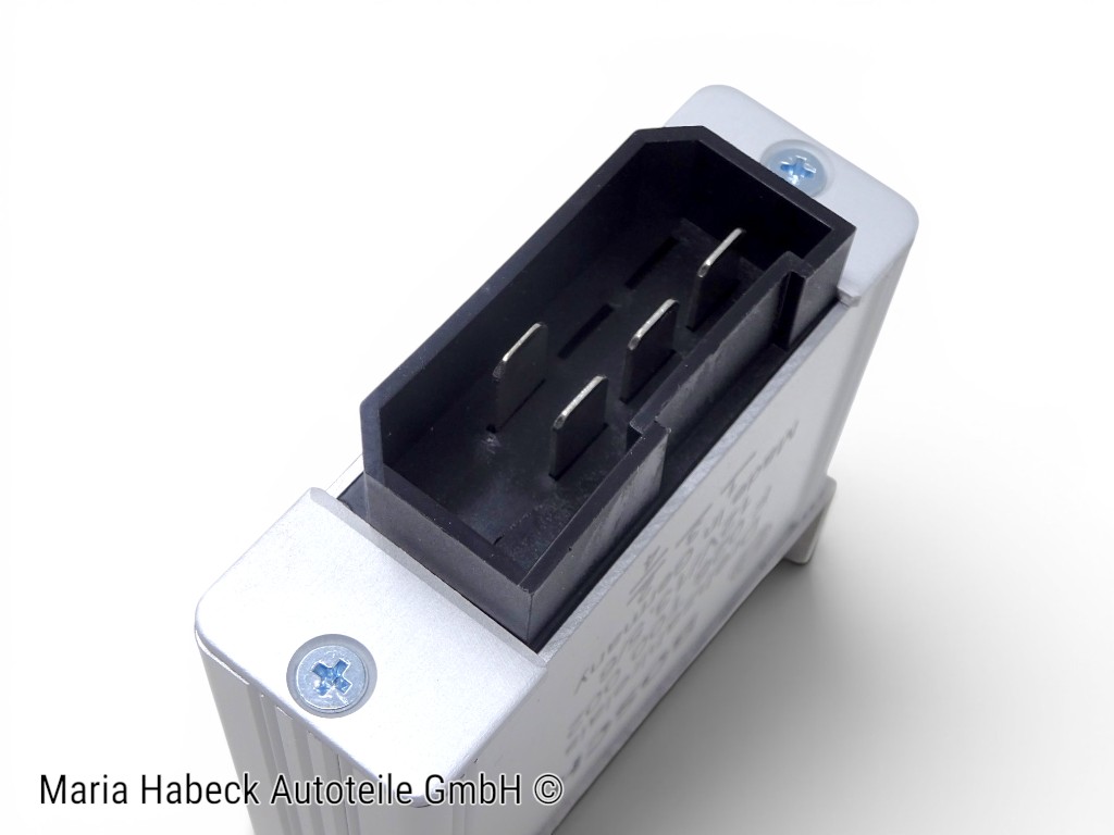 Bosch Fuel Pump Relay  for Porsche 911 2.0 / 2.2  F026T00002  90161511101