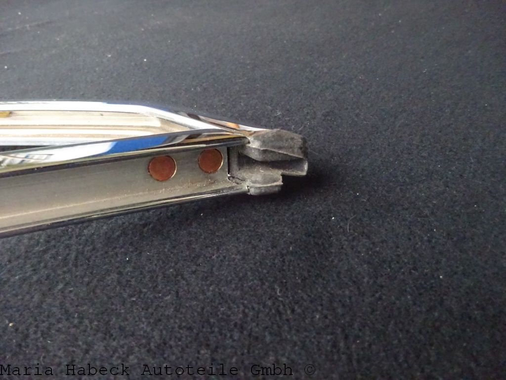 OE  Window frame chrome left  for Porsche 911 Targa year 74-76  90154202141 OE  Window frame chrome left  for Porsche 911 Targa year 74-76  90154202141