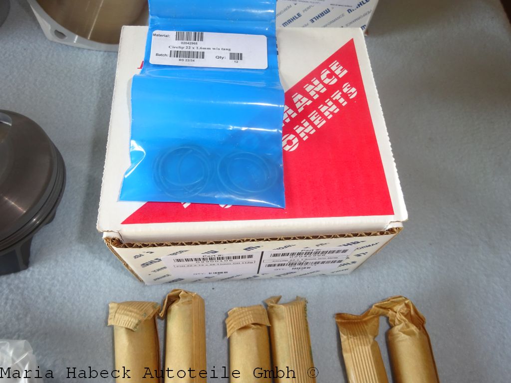Mahle Motorsport Kolben Zylinder Porsche 911 3,0 auf 3,2 Bohrung 98 mm Mahle Motorsport Kolben Zylinder Porsche 911 3,0 auf 3,2 Bohrung 98 mm
