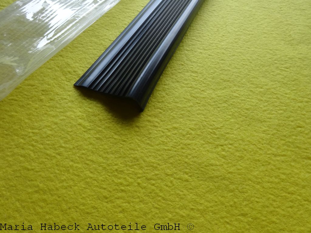 HT door sill strip rubber PVC right Porsche 911/59/64/93      91155162000