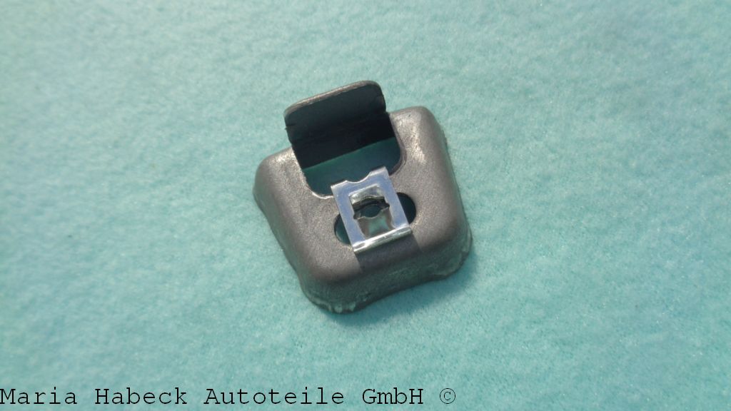 Rest Design Inner Parcel Shelf Bracket  65-71   P221S