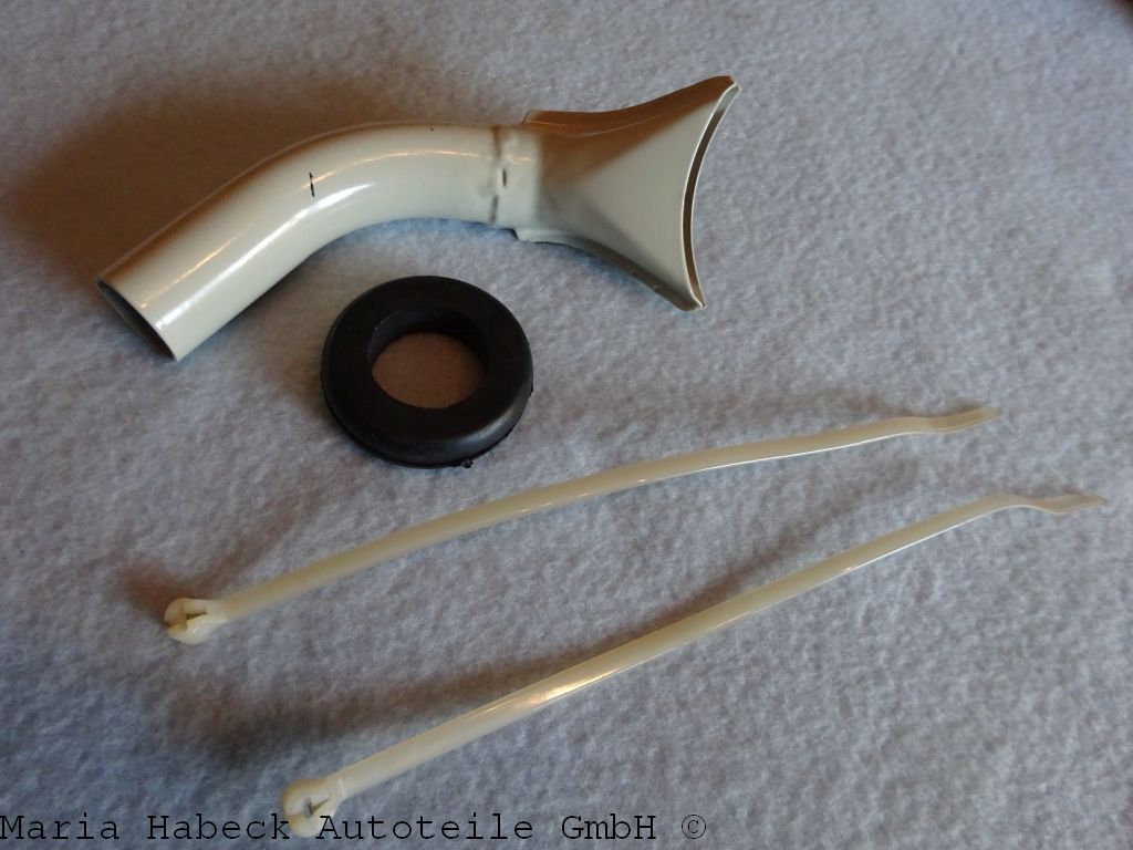 JP Heizdüse mit Gummiring und Klemme für Hutablage rechts  90157204222