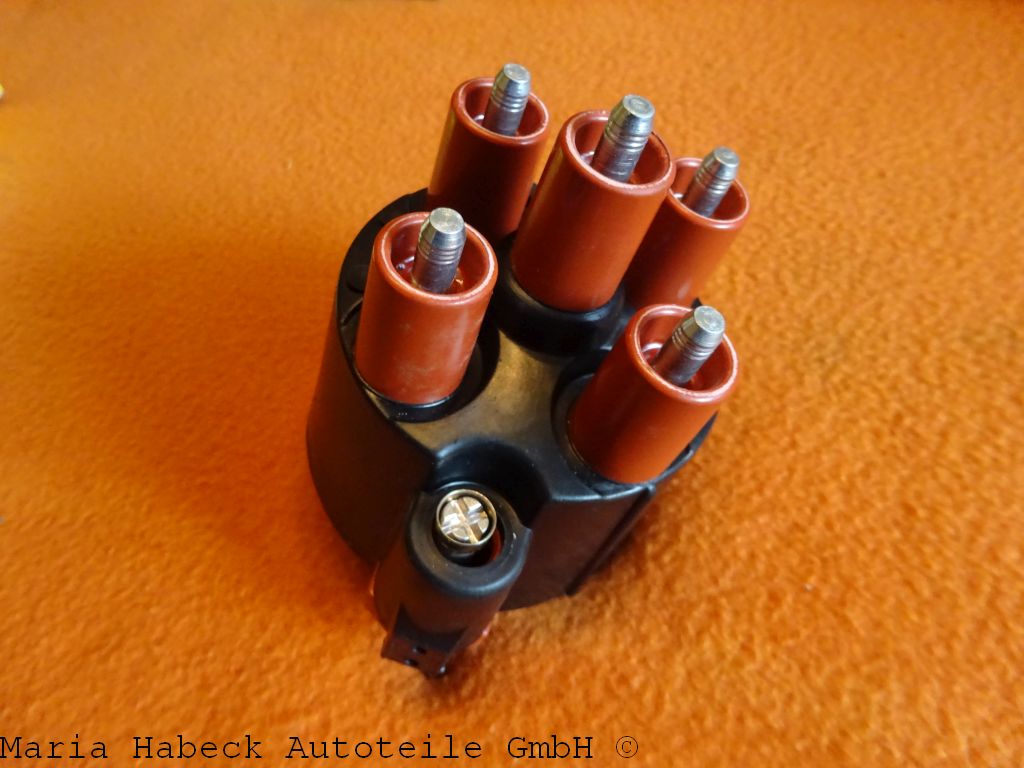 Bosch Distributor cap   944 / 928   1 235 522 325