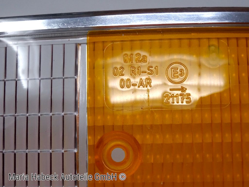 Blinker glass rear right EU chrome w/ screws  Porsche 911 yr 69-89  91163195000