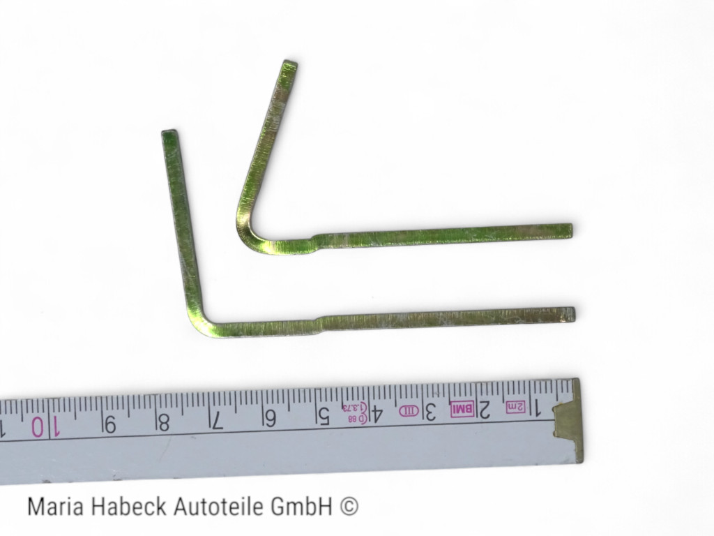 SMC mounting brackets quarter window, compl. chrome Porsche 911 Coupe year 65-68 SMC mounting brackets quarter window, compl. chrome Porsche 911 Coupe year 65-68