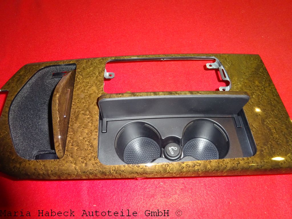 Abdeckung Mittelkonsole 673000327  für Maserati QTB Abdeckung Mittelkonsole 673000327  für Maserati QTB